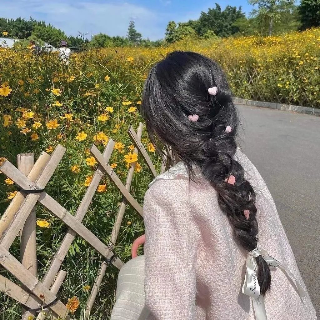 圈养的妇女
